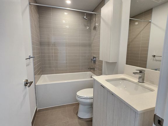 5th image of 4130 Parkside Village Dr #2711