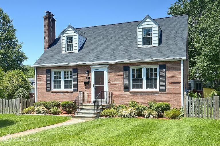 1st image of 7404 Elmwood Dr