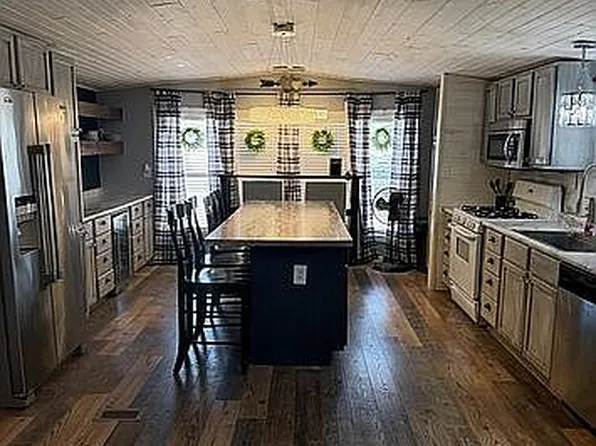 2023 25th Rd #53, Kearney, NE 68847