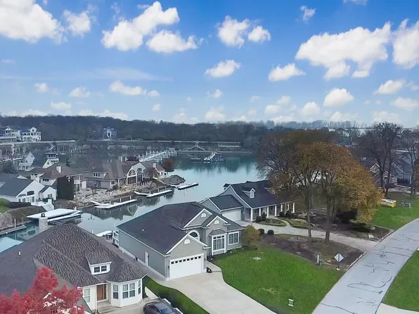 4453 E Forest Glen Ln, Lakeside Marblehead, OH 43440