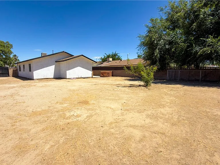 45007 Logue Ct — Photo 23