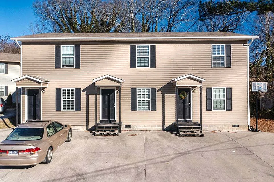 262 Mulberry Avenue - 3 — Photo 1