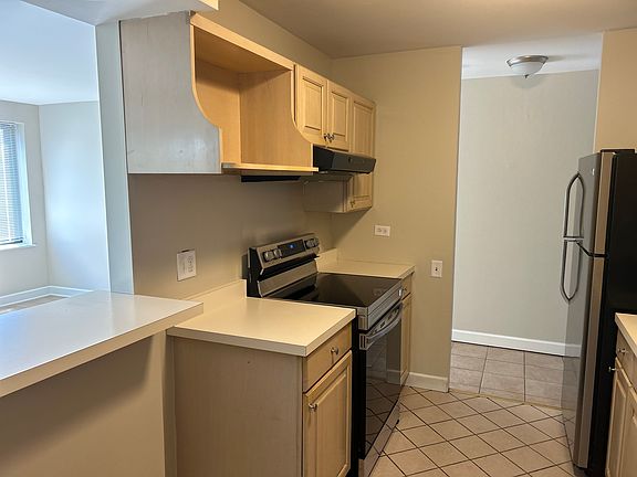 5th image of 425 Walnut Creek Ln