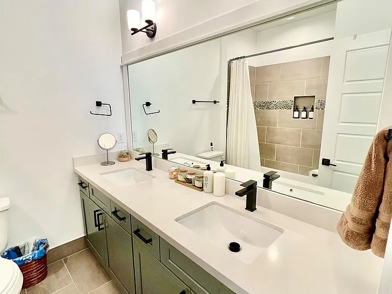 7713 Johanna Park Dr — Photo 21