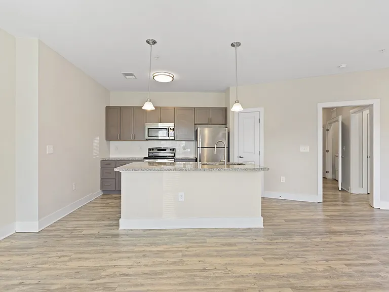 Gateway Apartments — Photo 38