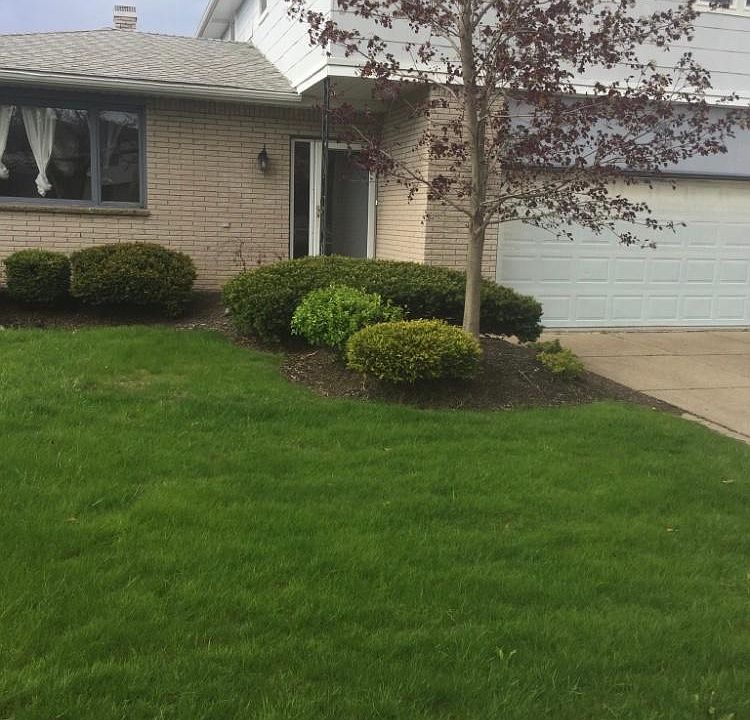 1st image of 54 Lemans Dr #2