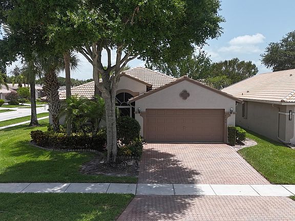 2nd image of 8046 Florenza Drive