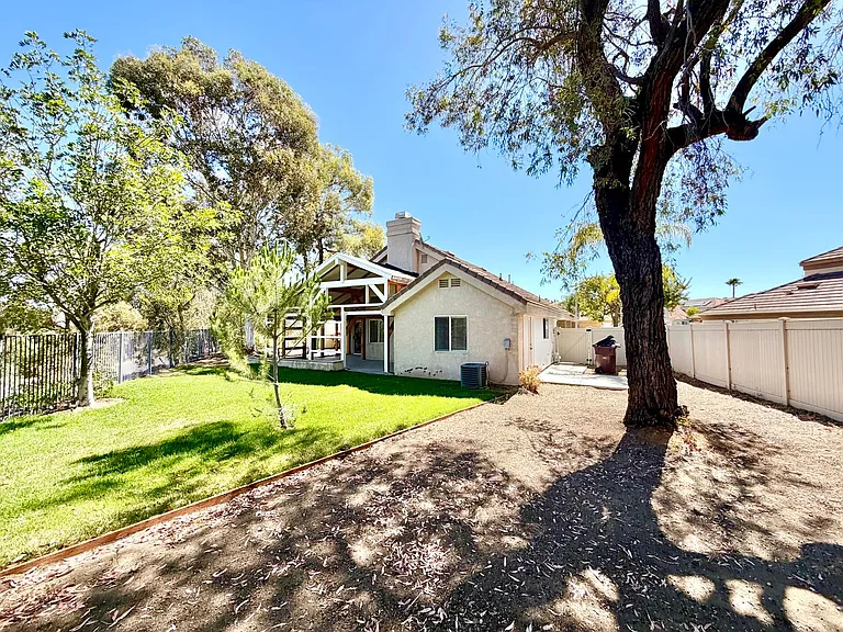 22988 Joaquin Ridge Dr — Photo 25