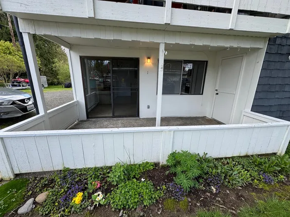 550 N 5th St Unit 1-8, Toledo, WA 98591