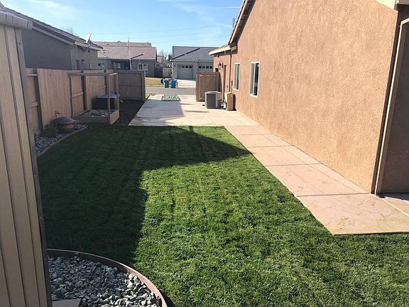 Backyard with RV/boat pad