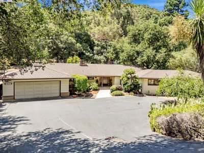 29625 Palomares Rd, Castro Valley, CA, 94552