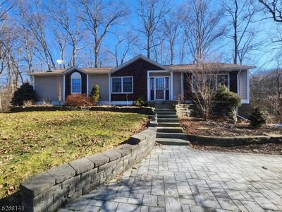 1 Hanzel Woods Dr, Great Meadows, NJ, 07838