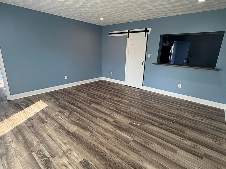 1303 Collett Ln — Photo 20