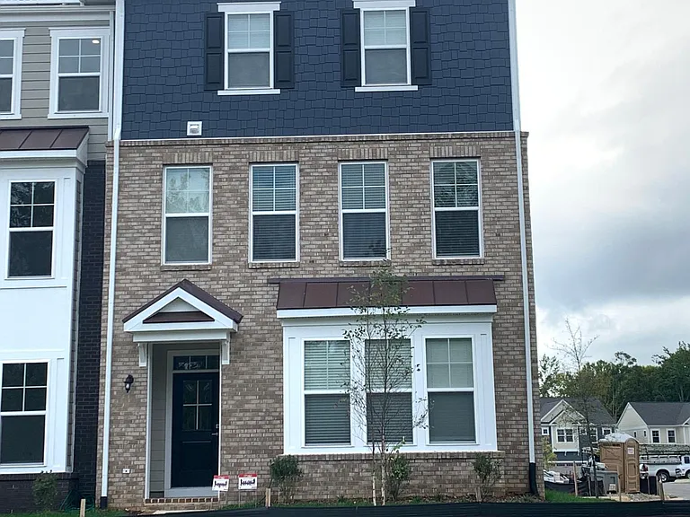 1640 Sandpiper Bay Loop — Photo 3