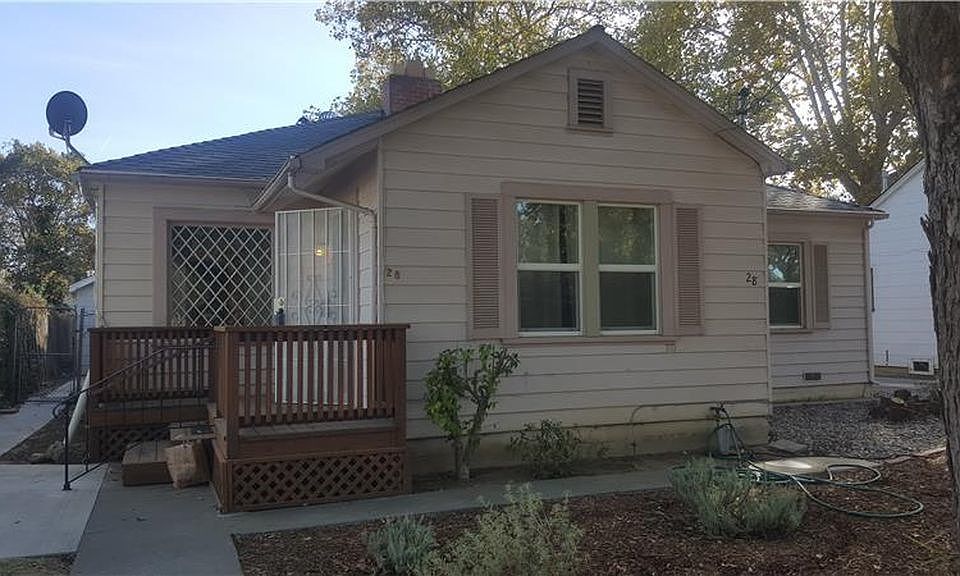 1st image of 28 Lincoln Ave