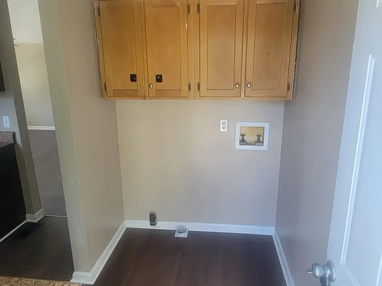 5412 School St — Photo 2