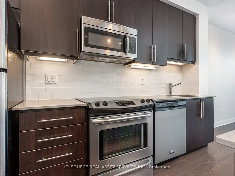 1169 Queen St W #509 — Photo 1