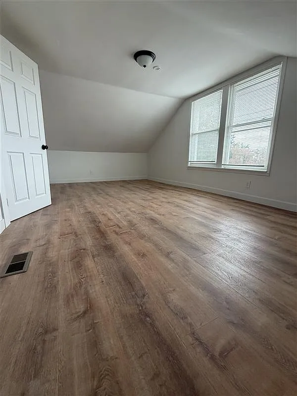 4 bed, 1194 sqft, $1,600 — Photo 4