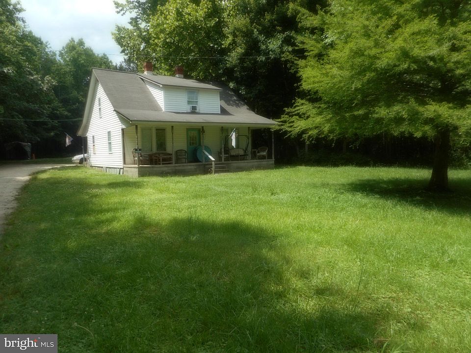 2nd image of 1293 Edgehill Rd