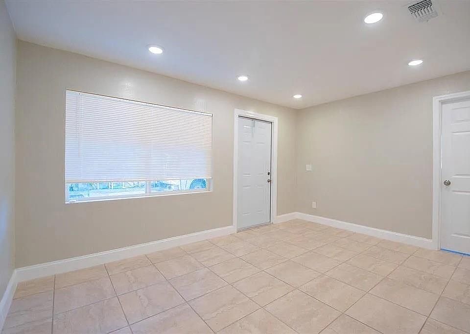 1st image of 508 N 23rd St #508