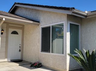 854 Creekside Cir, Camarillo, CA 93012