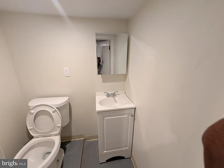 5609 Walton Ave — Photo 24