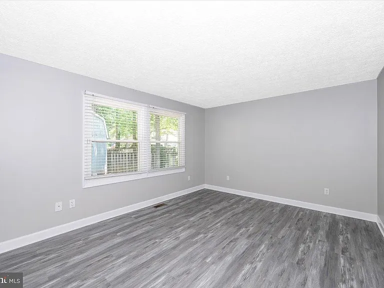 12284 Bandera Ln — Photo 24