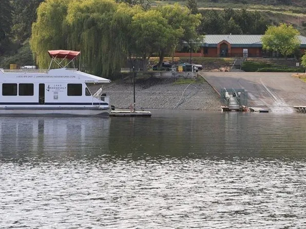 3410 Sandy Dr, Seven Bays, WA 99122