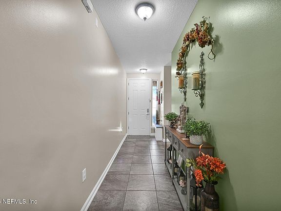 3rd image of 11614 CARSON LAKE Drive W