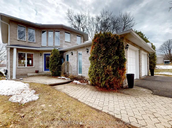 806 River Acres Dr, Elizabethtown Kitley, ON K6V 5T1