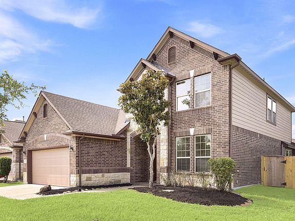 2nd image of 602 Havenstone Ln