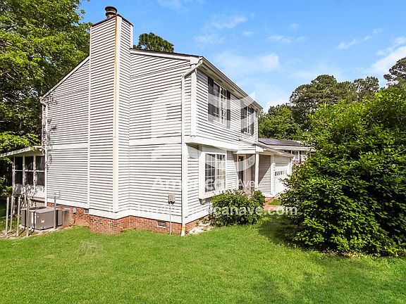 1733_001_front_view_2.jpg