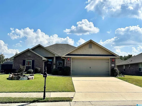141 River Crest Ln, Helena, AL 35080