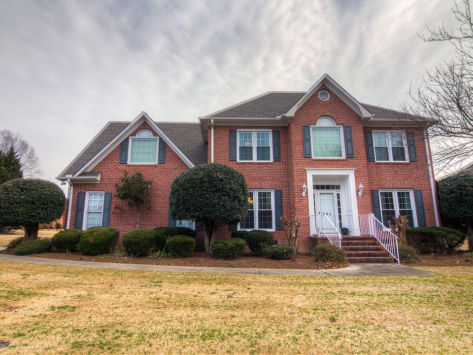 1st image of 201 Meadowsweet Ln