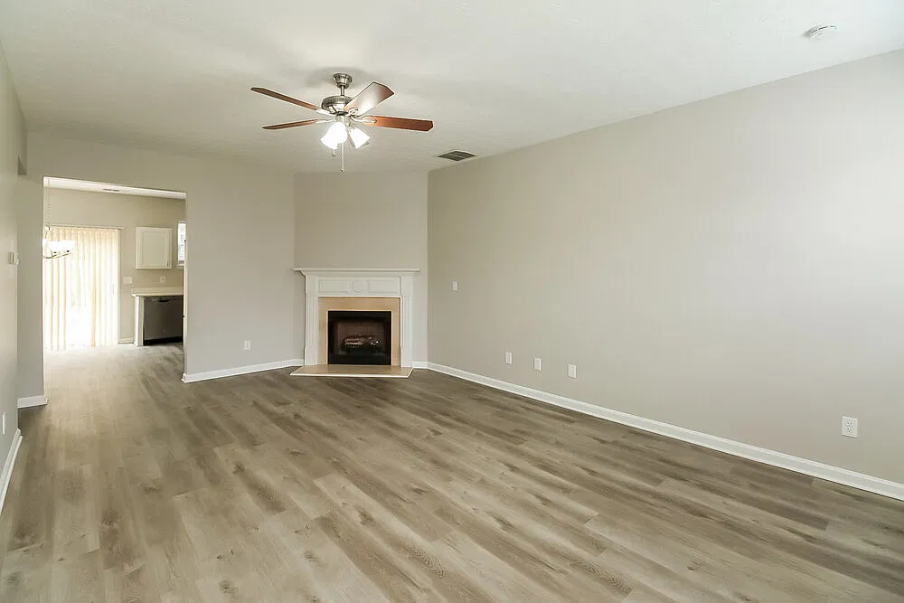 4 bed, 2.5 bath, 1860 sqft, $2,900 — Photo 4