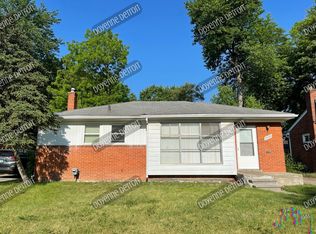 24081 Ithaca Ave, Oak Park, MI 48237