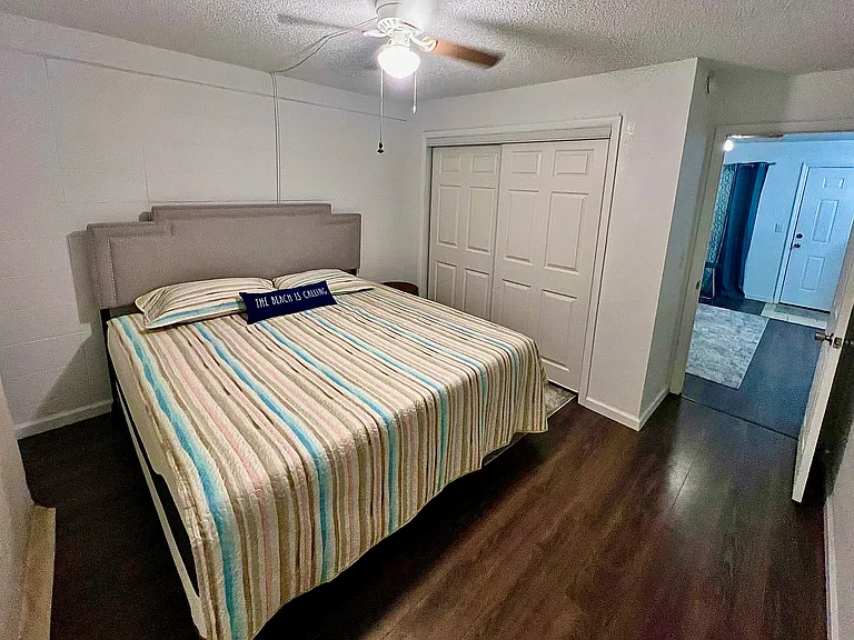 4609 E Whiteway Dr #2 — Photo 5