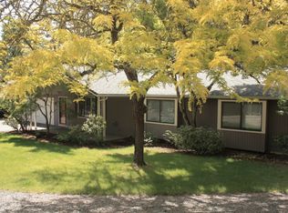 1015 NW Prospect Ave, Grants Pass, OR 97526