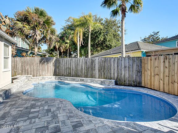 2nd image of 1382 EASTWIND Drive N