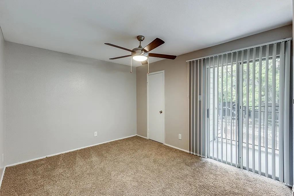 Mission James Place Apartments — Photo 3