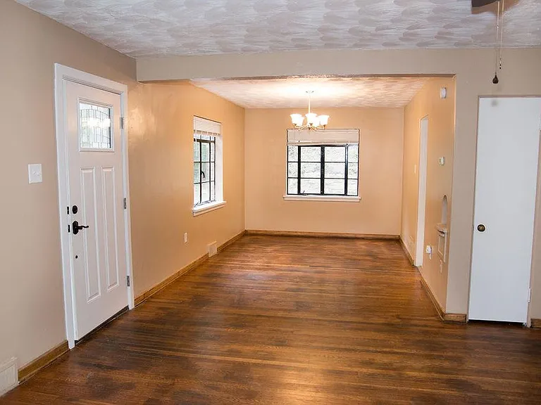 1223 Greenbrier Rd #1/2 — Photo 19