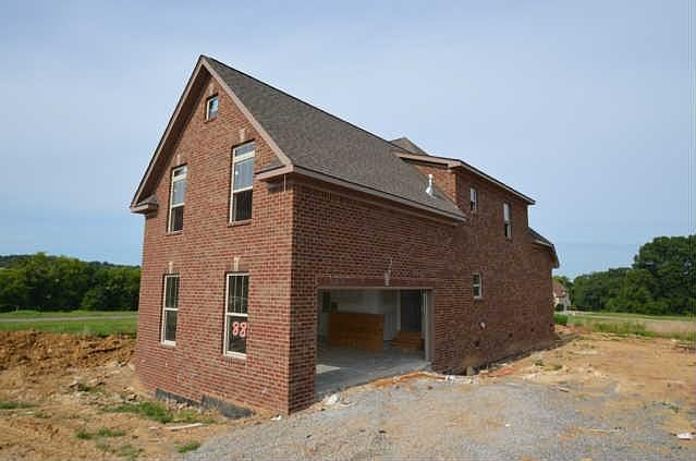 2nd image of 88 Birchwood Dr #88
