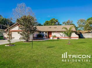 2297 Hawthorne Rd, Spring Hill, FL 34609