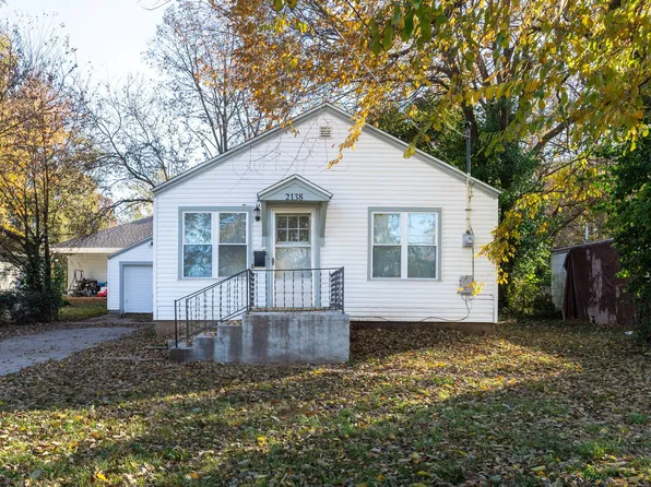 2138 W High Street, Springfield, MO 65803