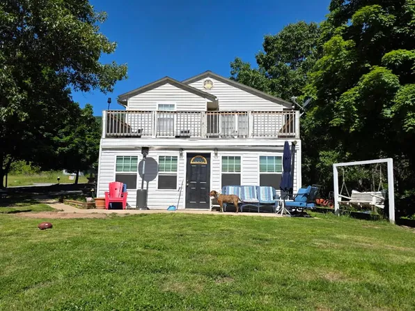 333 Short Mountain Dr, Augusta, WV 26704