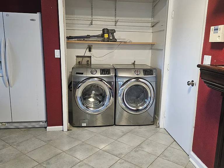 Washer & dryer