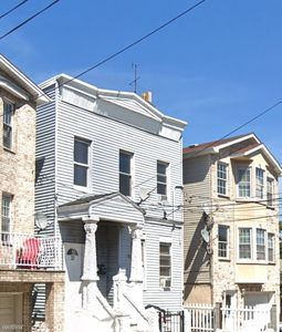 72 Van Nostrand Ave, Jersey City, NJ, 07305