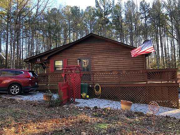 3rd image of 167 Fox Den Dr