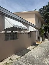 435 NW 44th Ave #BACK — Photo 1