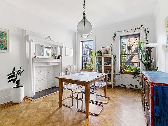 4th image of 808 8th Ave APT 2L